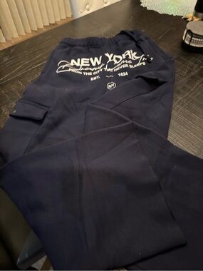 New York Graphic Navy Men’s Sweatpants